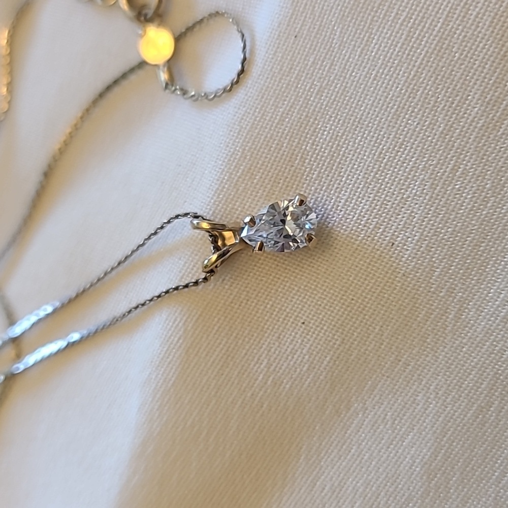 14K GF Teardrop pendant necklace